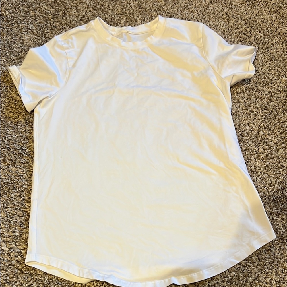 Lululemon size 6 Classic White T-Shirt